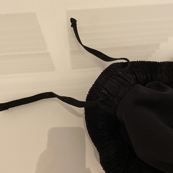 Nike running shorts- mesh with drawstring - Picture 3 of 11
